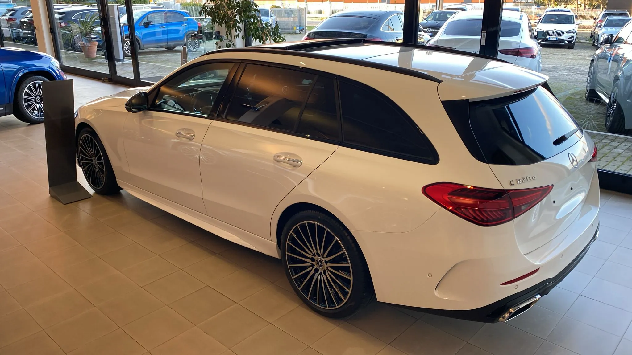 Mercedes Classe C 220d AMG Premium Plus