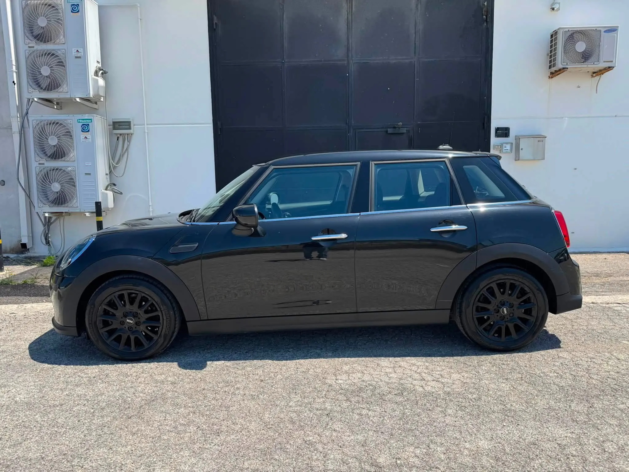 MINI COOPER CLASSIC 1500 136CV NERA AUTOMATICA